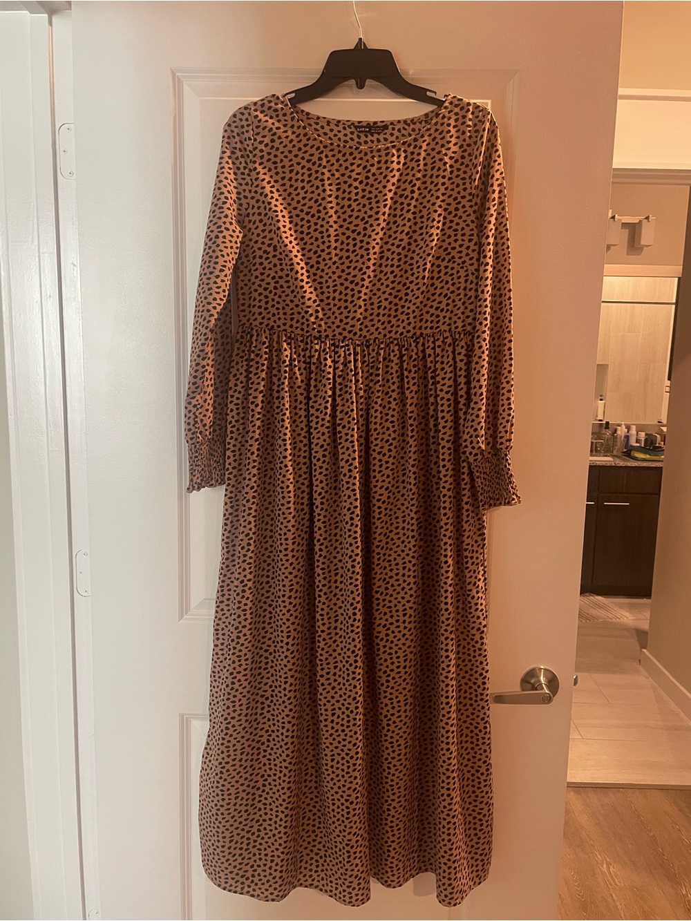 Long Sleeve Polka Dot Maxi Dress in Brown